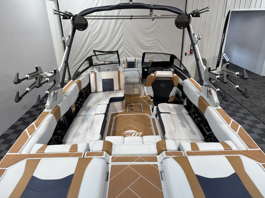 2025 Malibu Boats Wakesetter 23 LSV for sale in , 