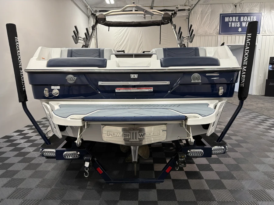 2025 Malibu Boats Wakesetter 23 LSV for sale in , 