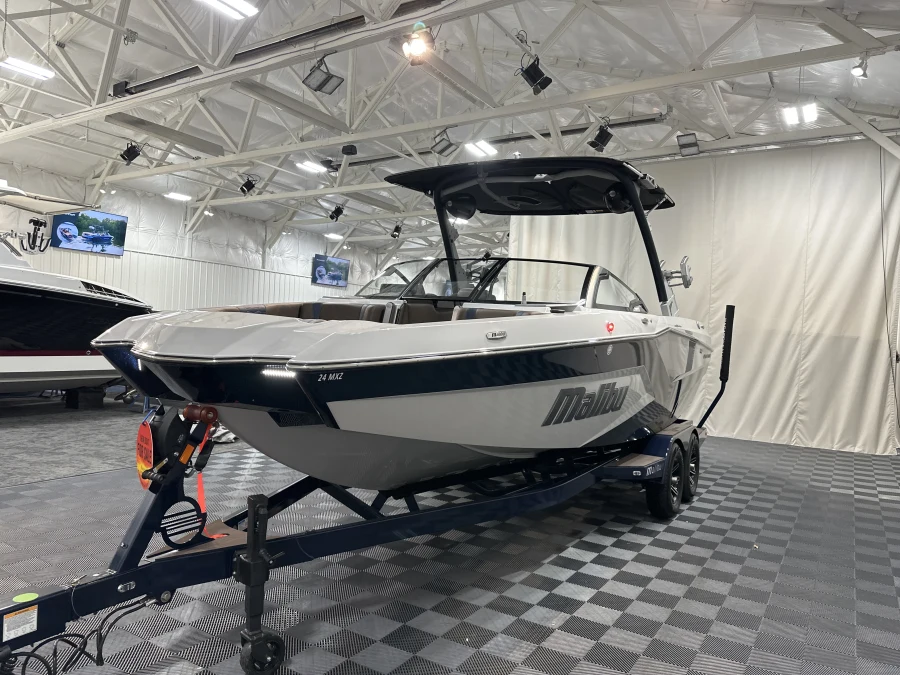 2025 Malibu Boats Wakesetter 24 MXZ for sale in , 