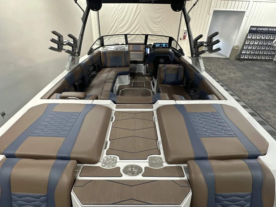 2025 Malibu Boats Wakesetter 24 MXZ for sale in , 