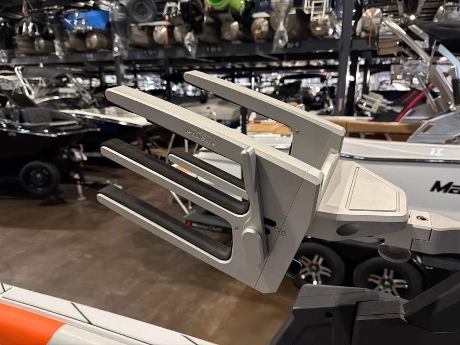2021 Malibu Boats Wakesetter 25 LSV for sale in , 