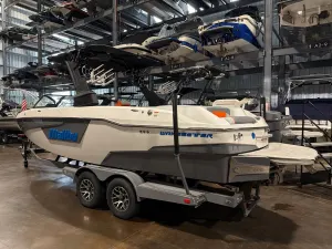 2021 Malibu Boats Wakesetter 25 LSV for sale in , 