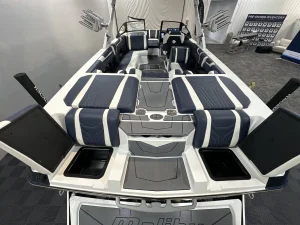 2025 Malibu Boats Wakesetter 25 LSV for sale in , 