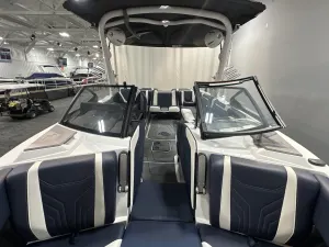 2025 Malibu Boats Wakesetter 25 LSV for sale in , 