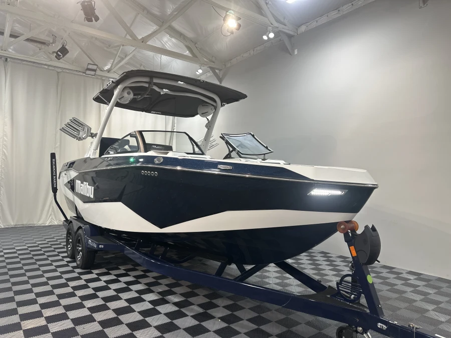 2025 Malibu Boats Wakesetter 25 LSV for sale in , 