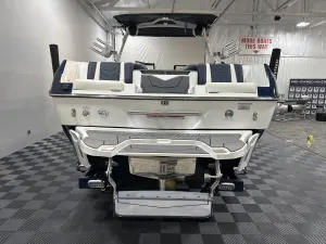 2025 Malibu Boats Wakesetter 25 LSV for sale in , 