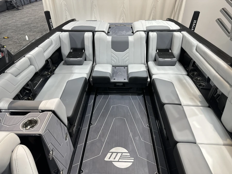 2025 Malibu Boats Wakesetter 25 LSV for sale in , 