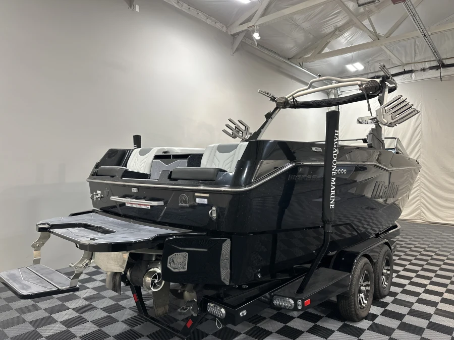 2025 Malibu Boats Wakesetter 25 LSV for sale in , 