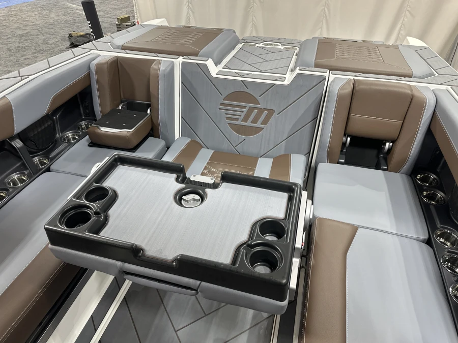 2025 Malibu Boats Wakesetter 26 LSV for sale in , 