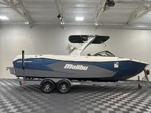 2025 Malibu Boats Wakesetter 26 LSV for sale in , 