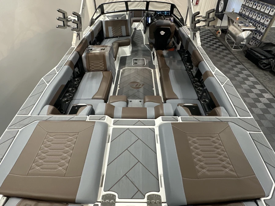 2025 Malibu Boats Wakesetter 26 LSV for sale in , 