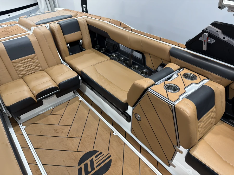 2025 Malibu Boats Wakesetter 26 LSV for sale in , 