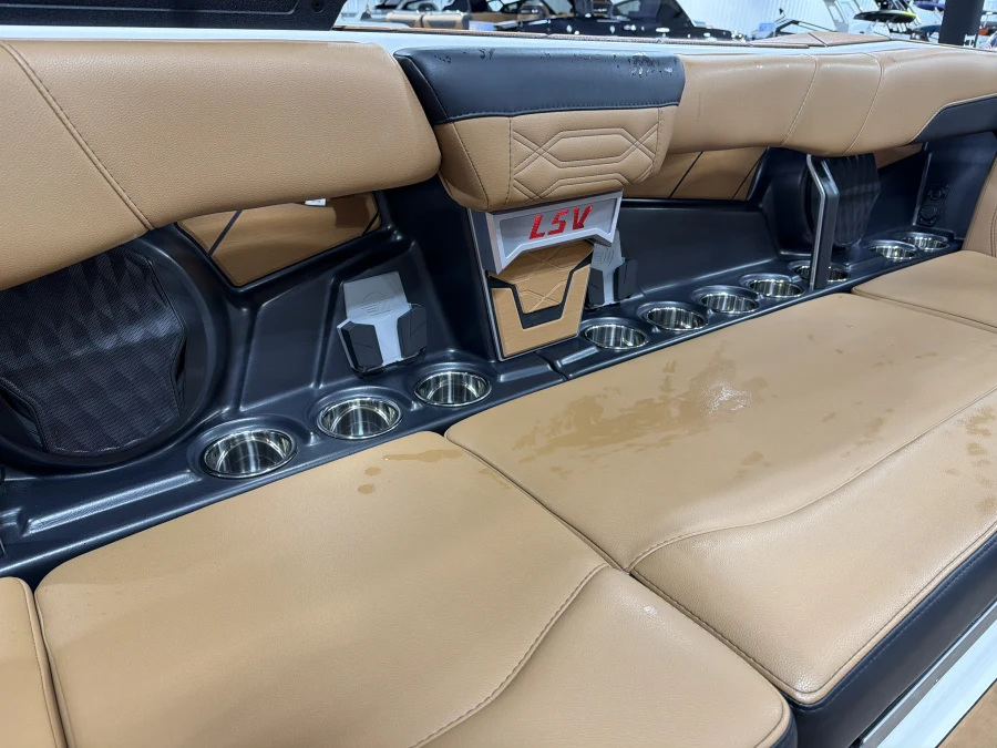 2025 Malibu Boats Wakesetter 26 LSV for sale in , 