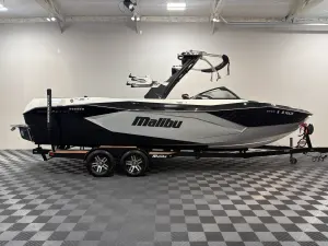 2025 Malibu Boats Wakesetter 26 LSV for sale in , 