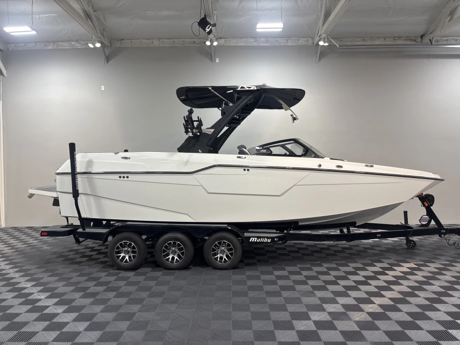 2021 Malibu Boats M240 for sale in , 