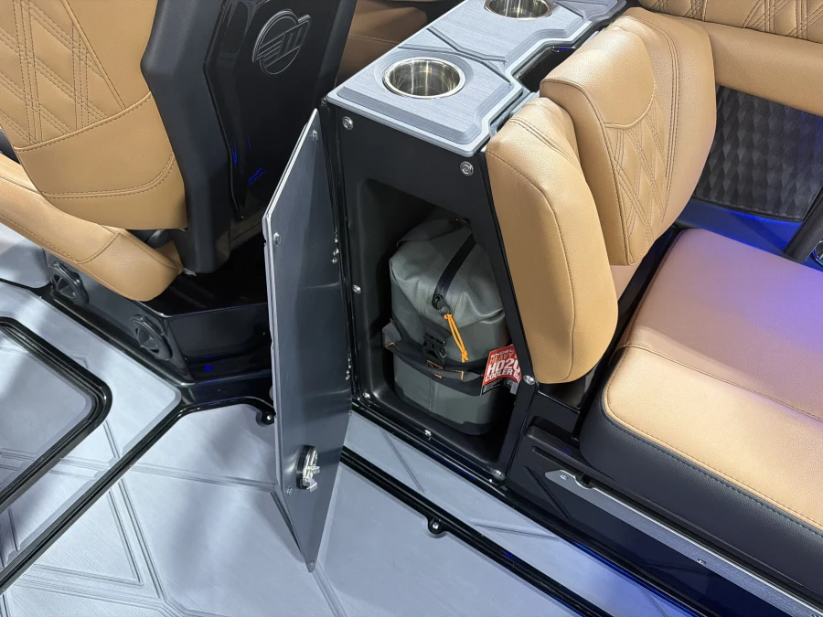 2026 Malibu Boats M242 for sale in , 