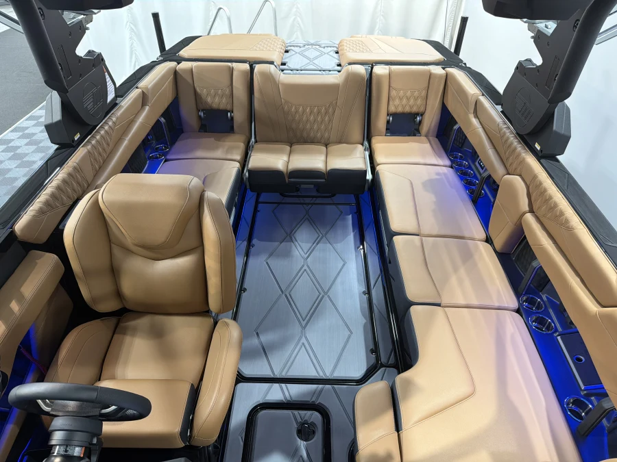 2026 Malibu Boats M242 for sale in , 