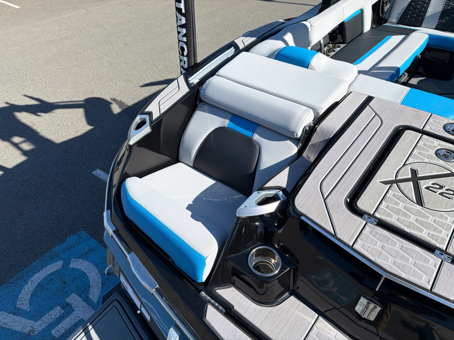 2023 MasterCraft X22