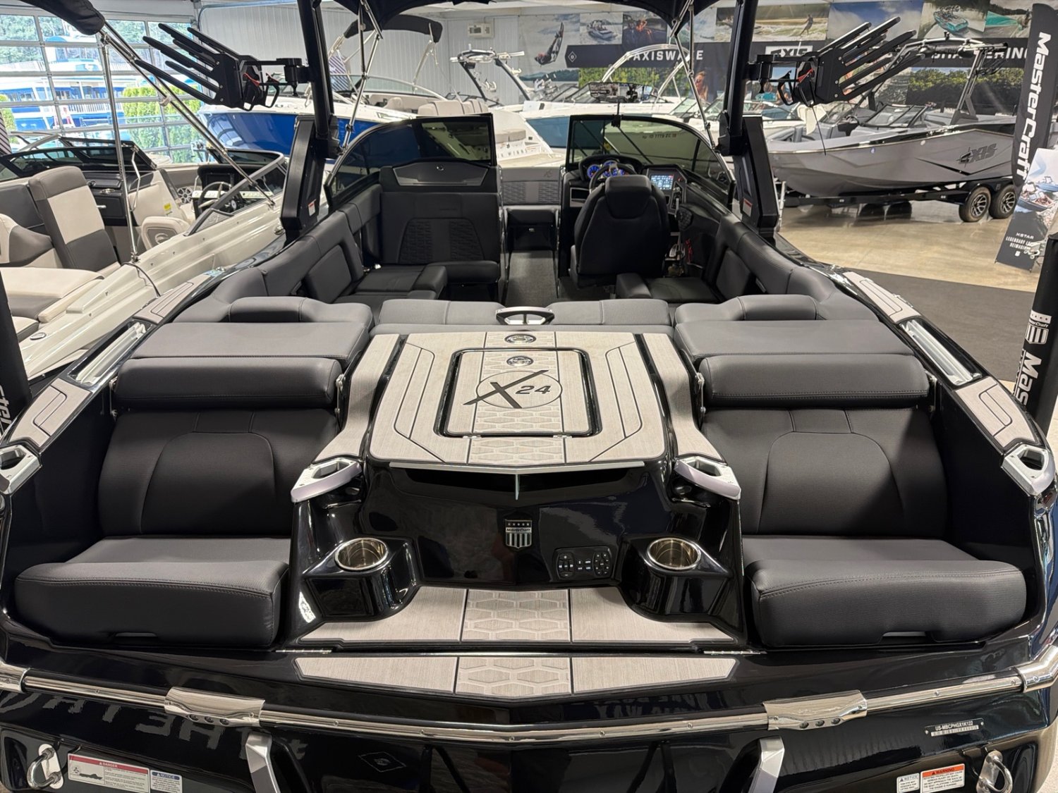 2022 MasterCraft X24