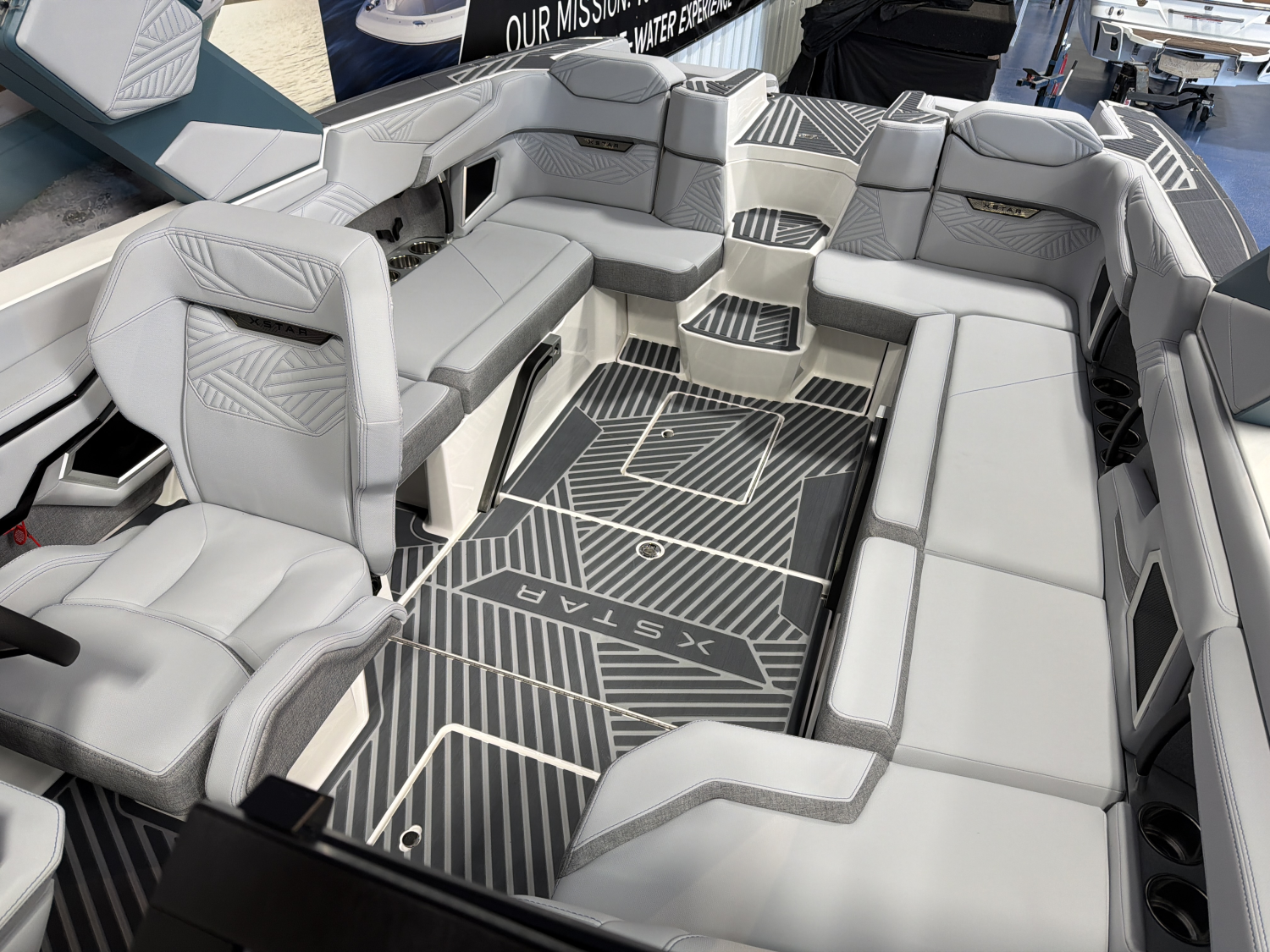 2026 MasterCraft XStar 23