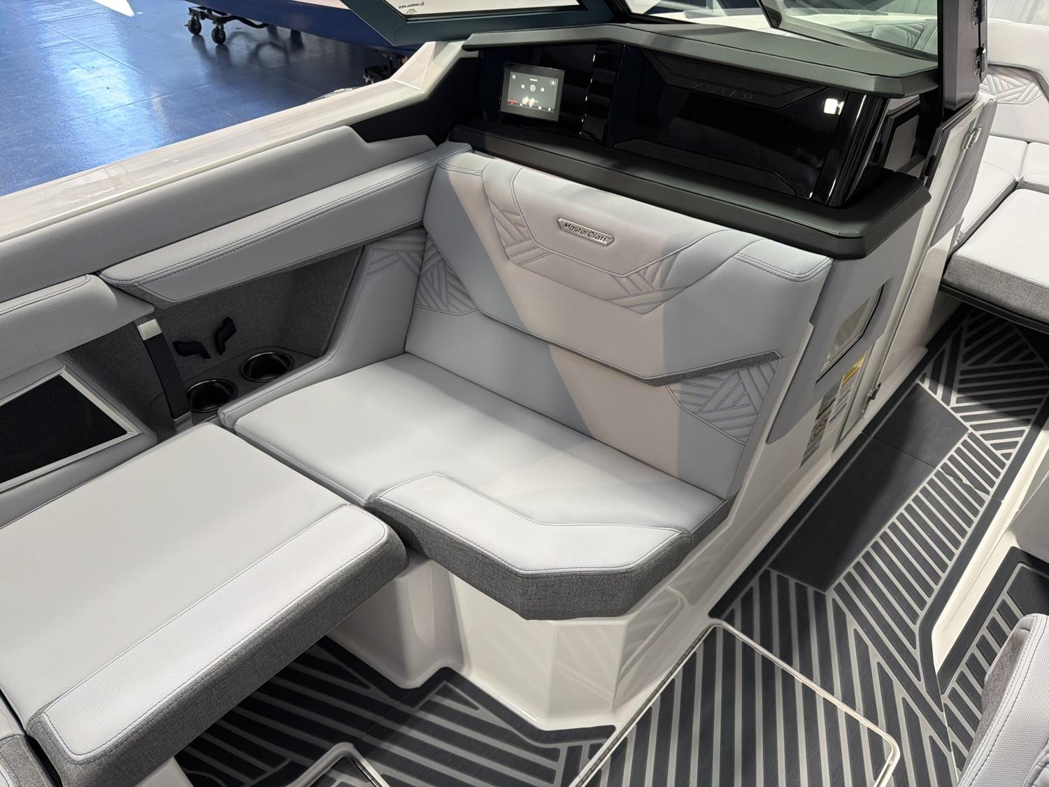 2026 MasterCraft XStar 23