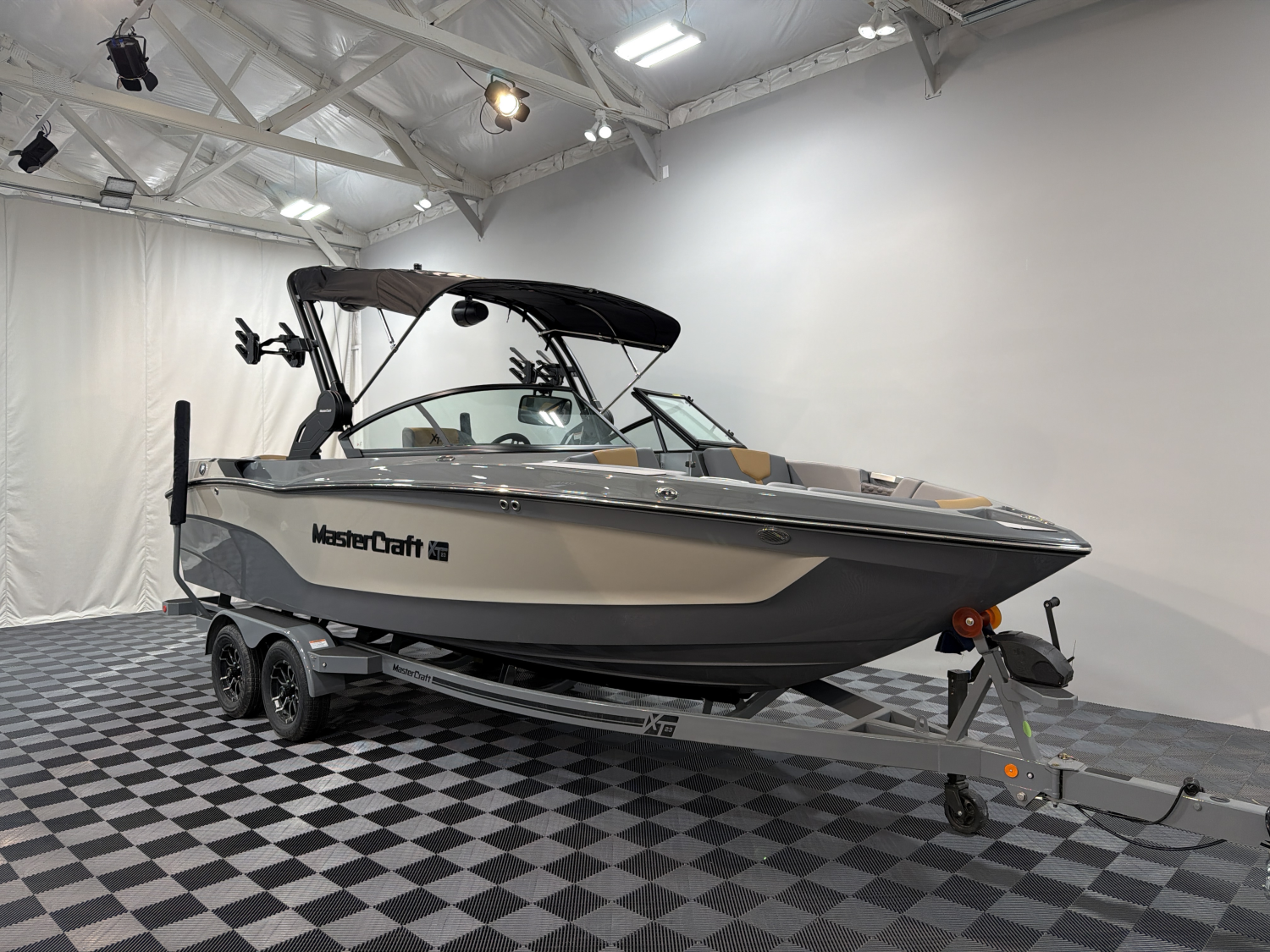2026 MasterCraft XT23