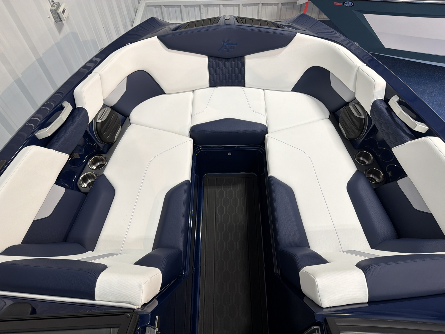 2026 MasterCraft XT24