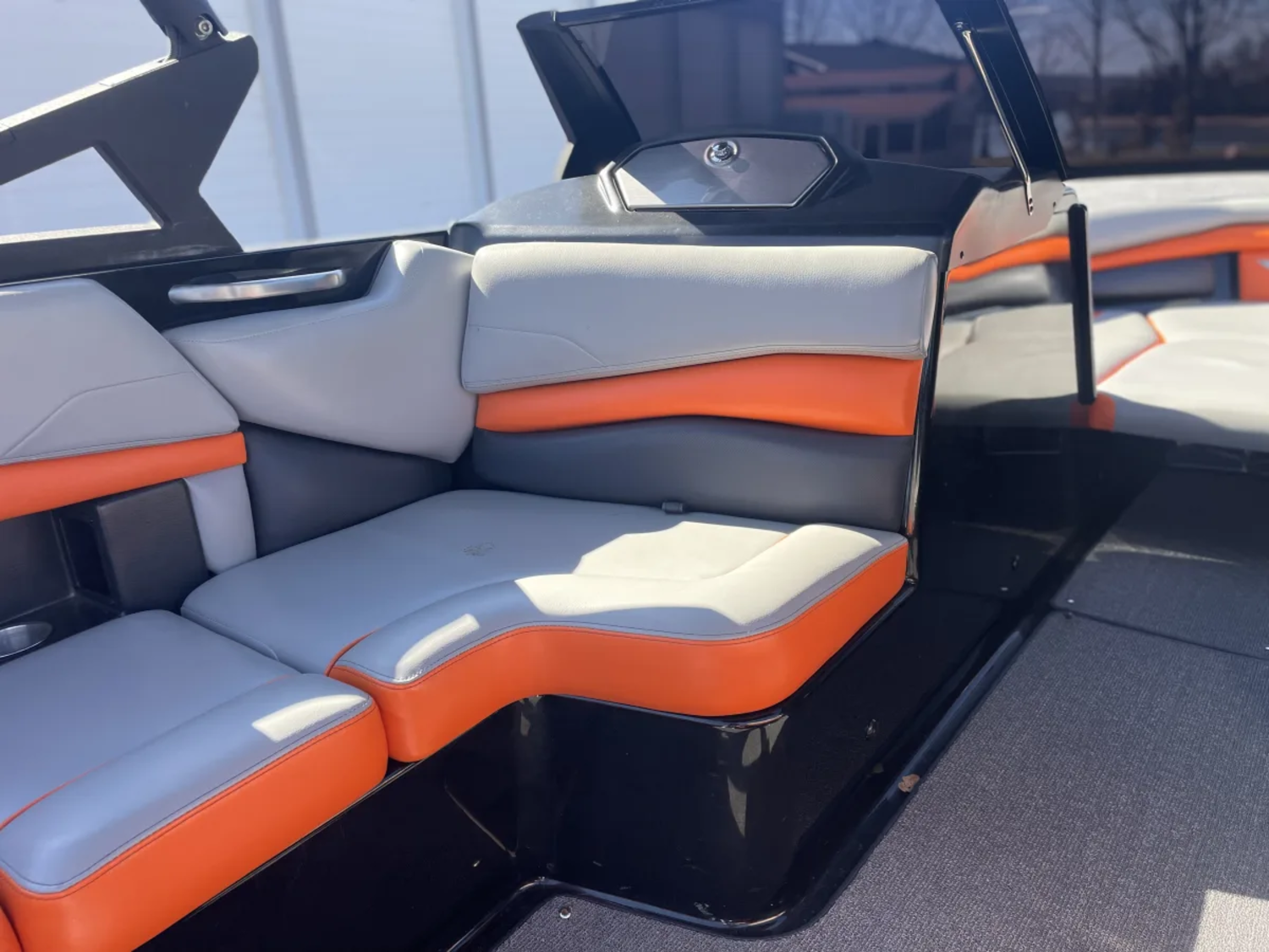 2015 Axis A22