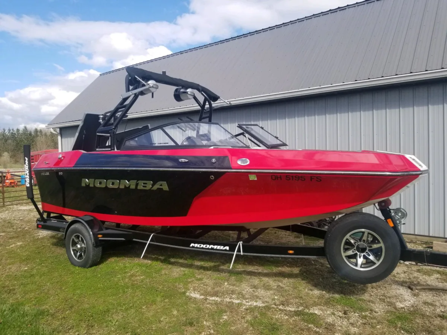 2017 Moomba Boats Helix