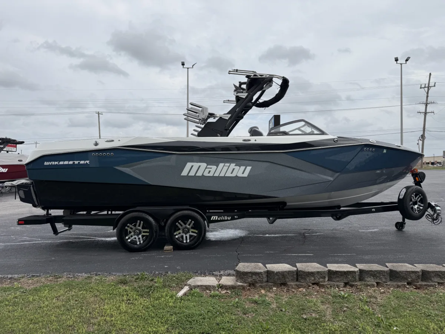 2023 Malibu Wakesetter 26LSV