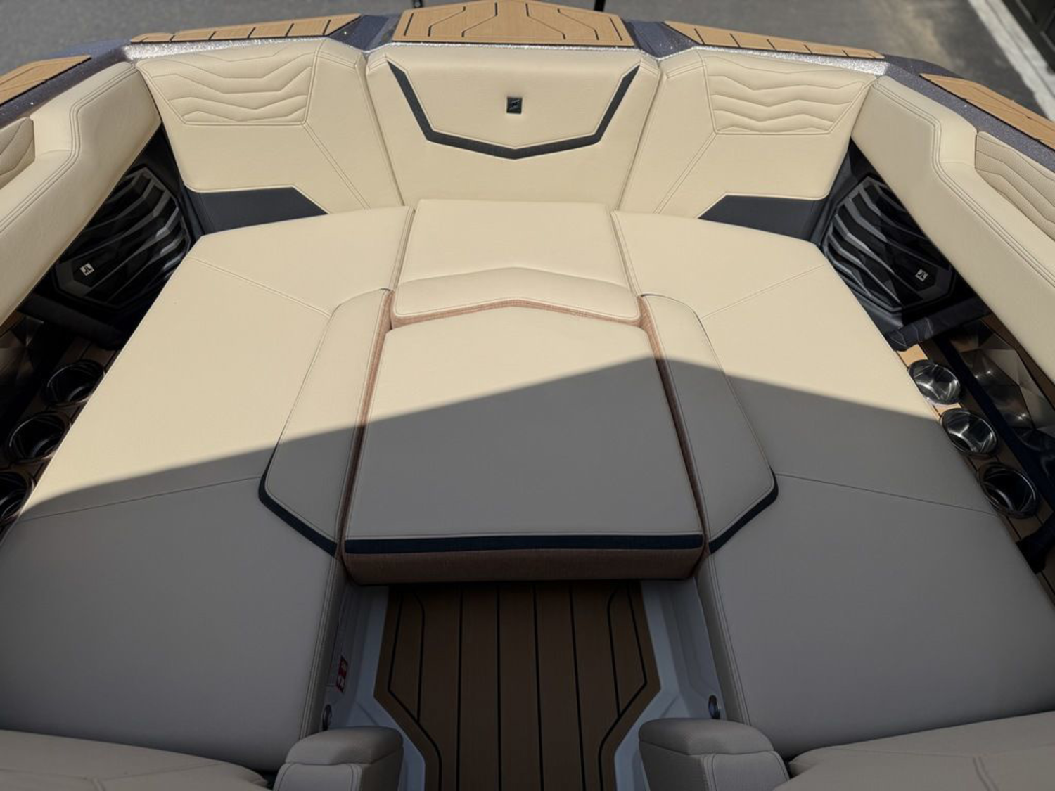 2026 Nautique Super Air Nautique G23