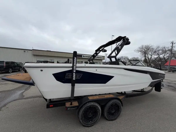 2023 Heyday Boats WT Surf for sale in Fargo, North Dakota