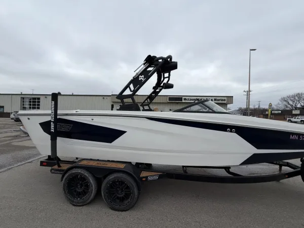 2023 Heyday Boats WT Surf for sale in Fargo, North Dakota
