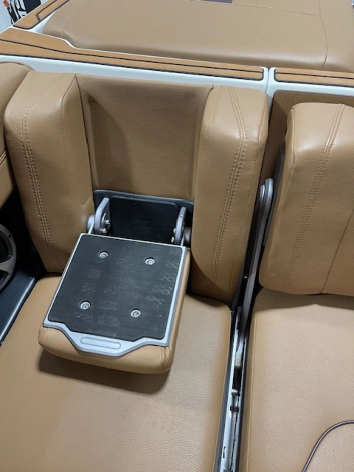 2021 Malibu Boats Wakesetter 23 LSV