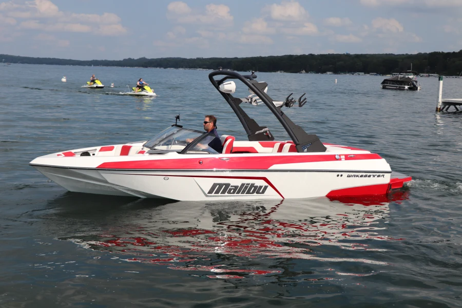 2022 Malibu Boats Wakesetter VTX for sale in Fontana, Wisconsin