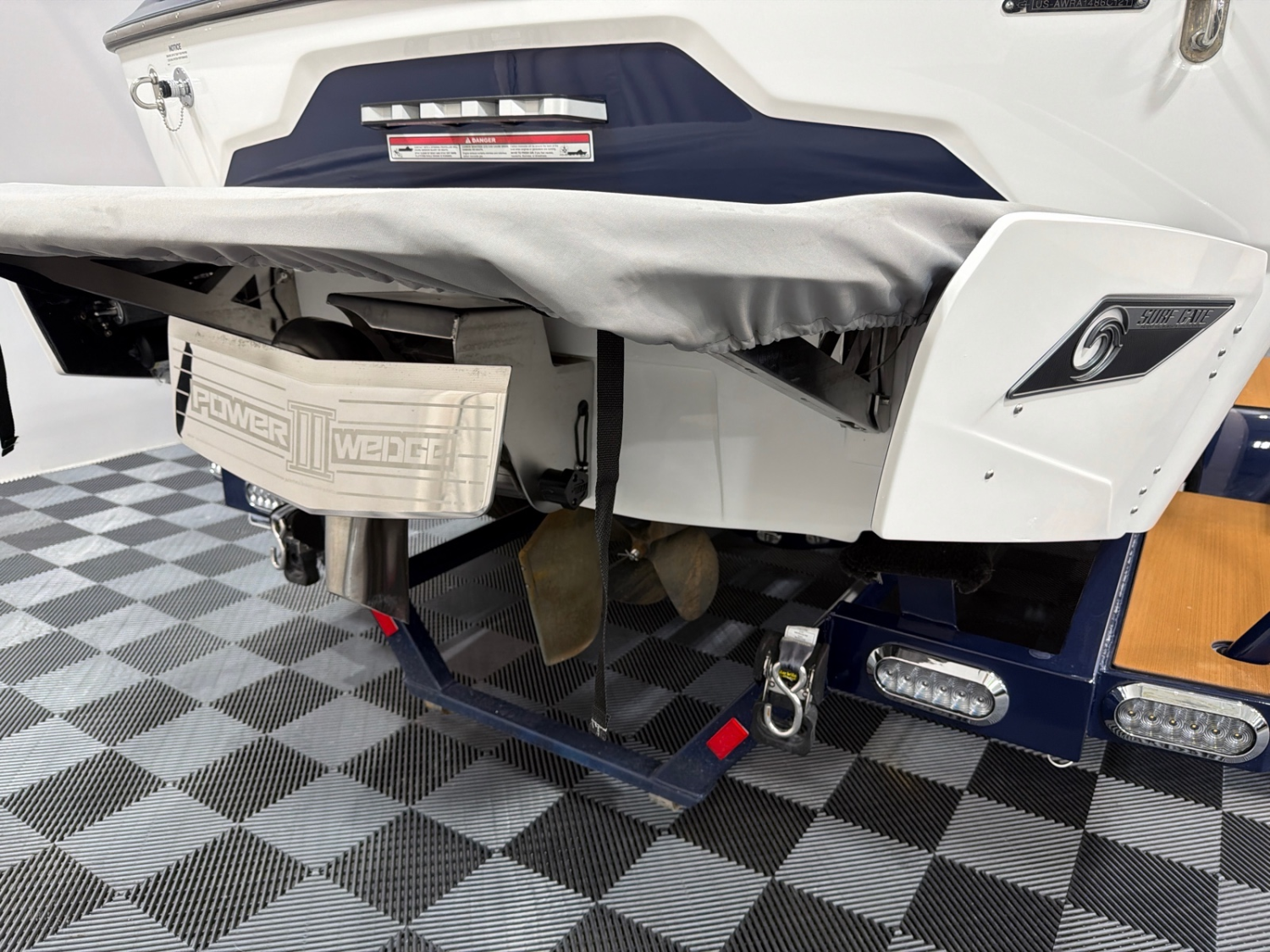 2021 Axis A22