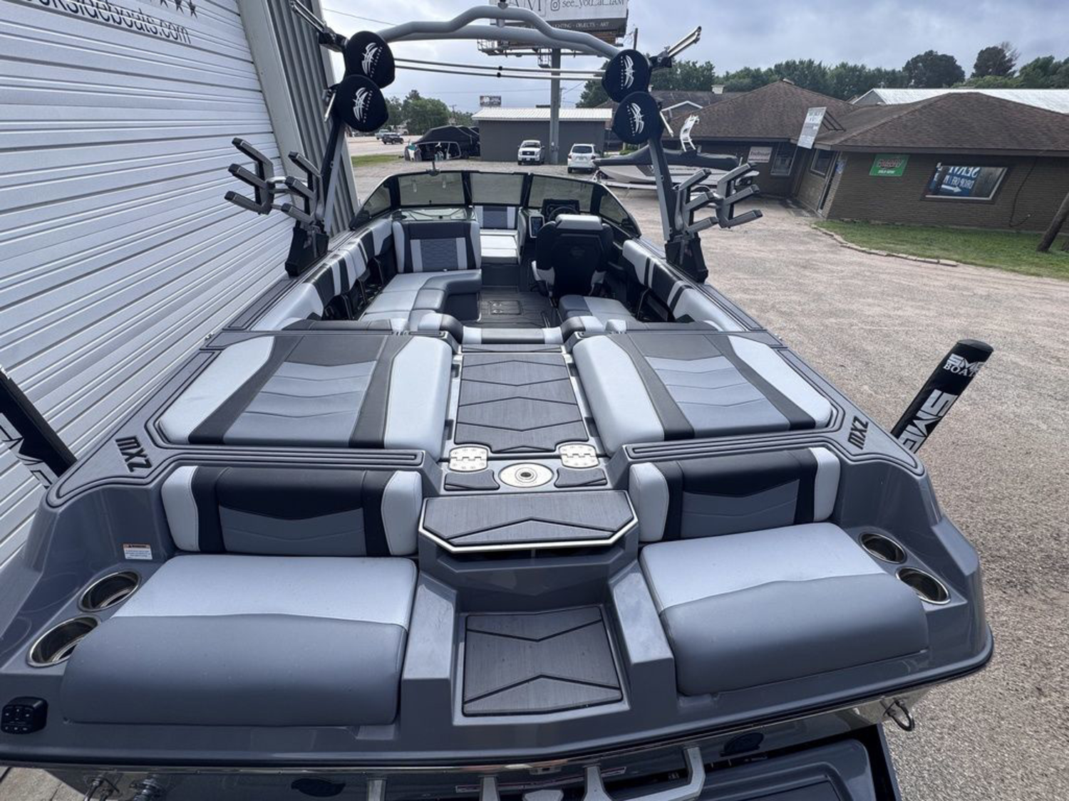 2024 Malibu Boats 23 MXZ