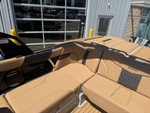 2026-mastercraft-xt22-129087-image14