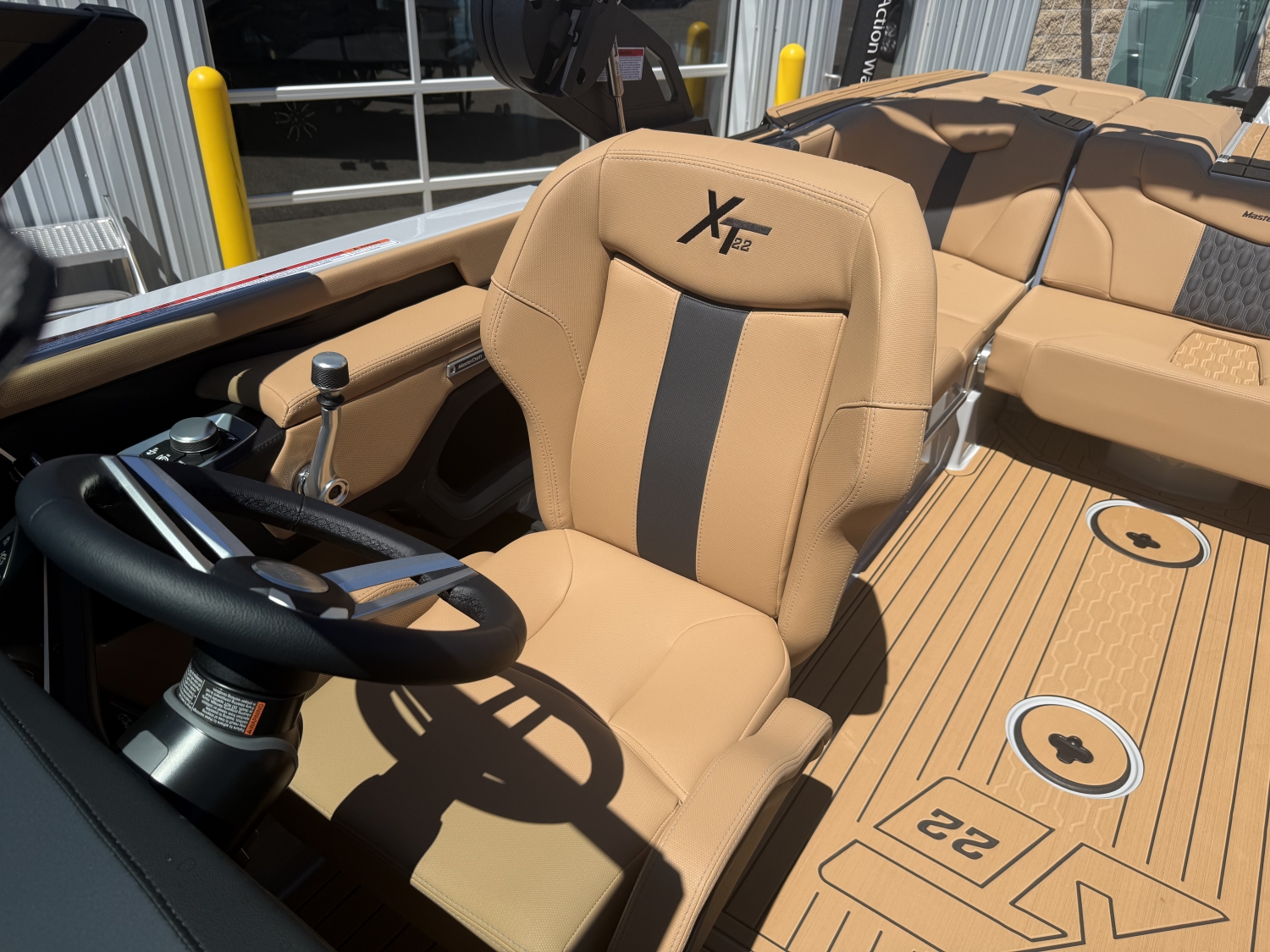 2026 MasterCraft XT22