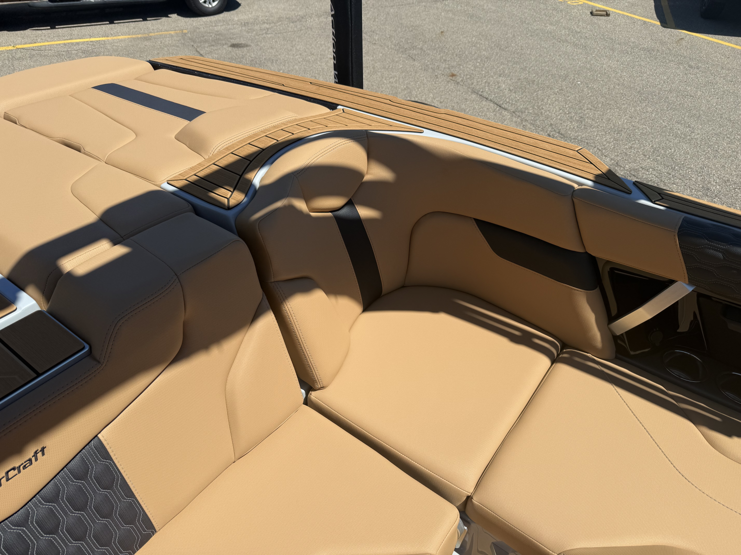 2026 MasterCraft XT22