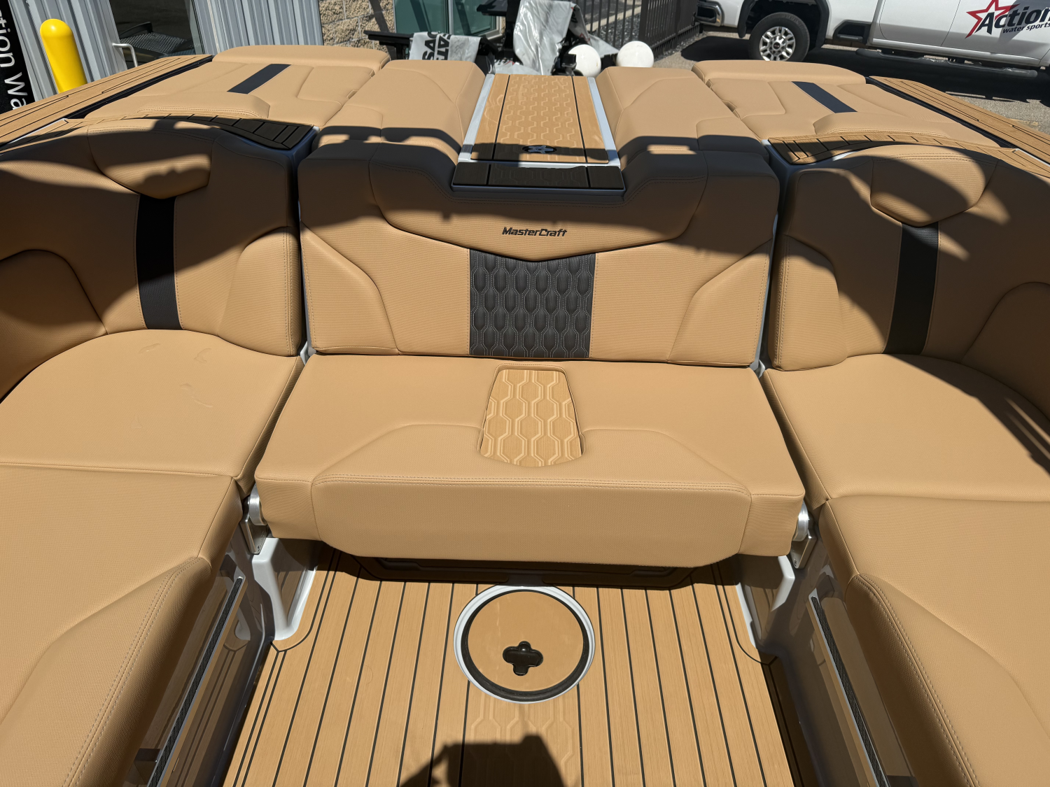 2026 MasterCraft XT22