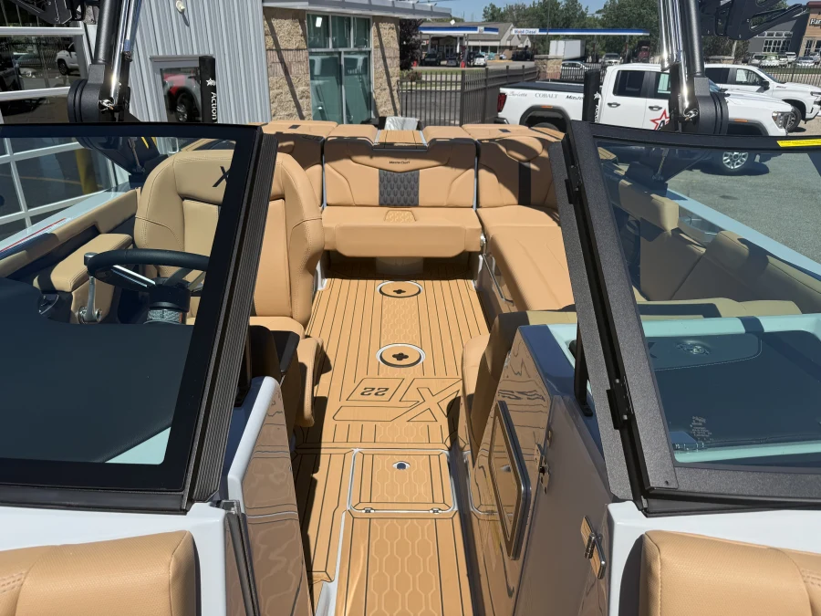 2026-mastercraft-xt22-129087-image23
