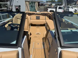 2026-mastercraft-xt22-129087-image23