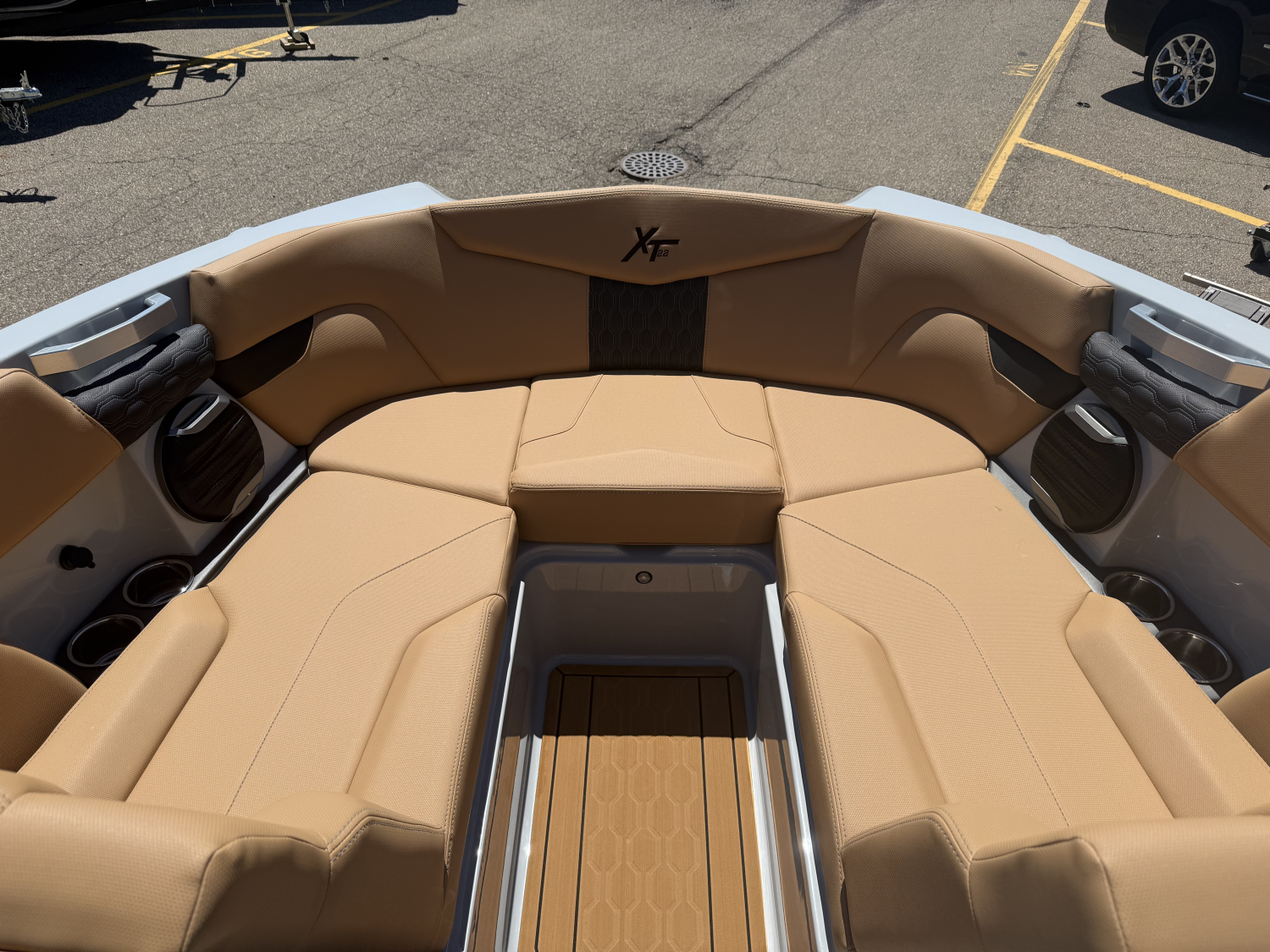 2026 MasterCraft XT22