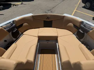 2026-mastercraft-xt22-129087-image24