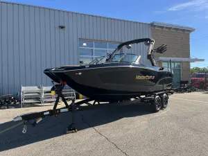 2026-mastercraft-xt22-129088-image2