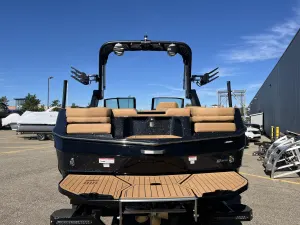 2026-mastercraft-xt22-129088-image7