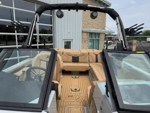 2026-mastercraft-xt23-129089-image22