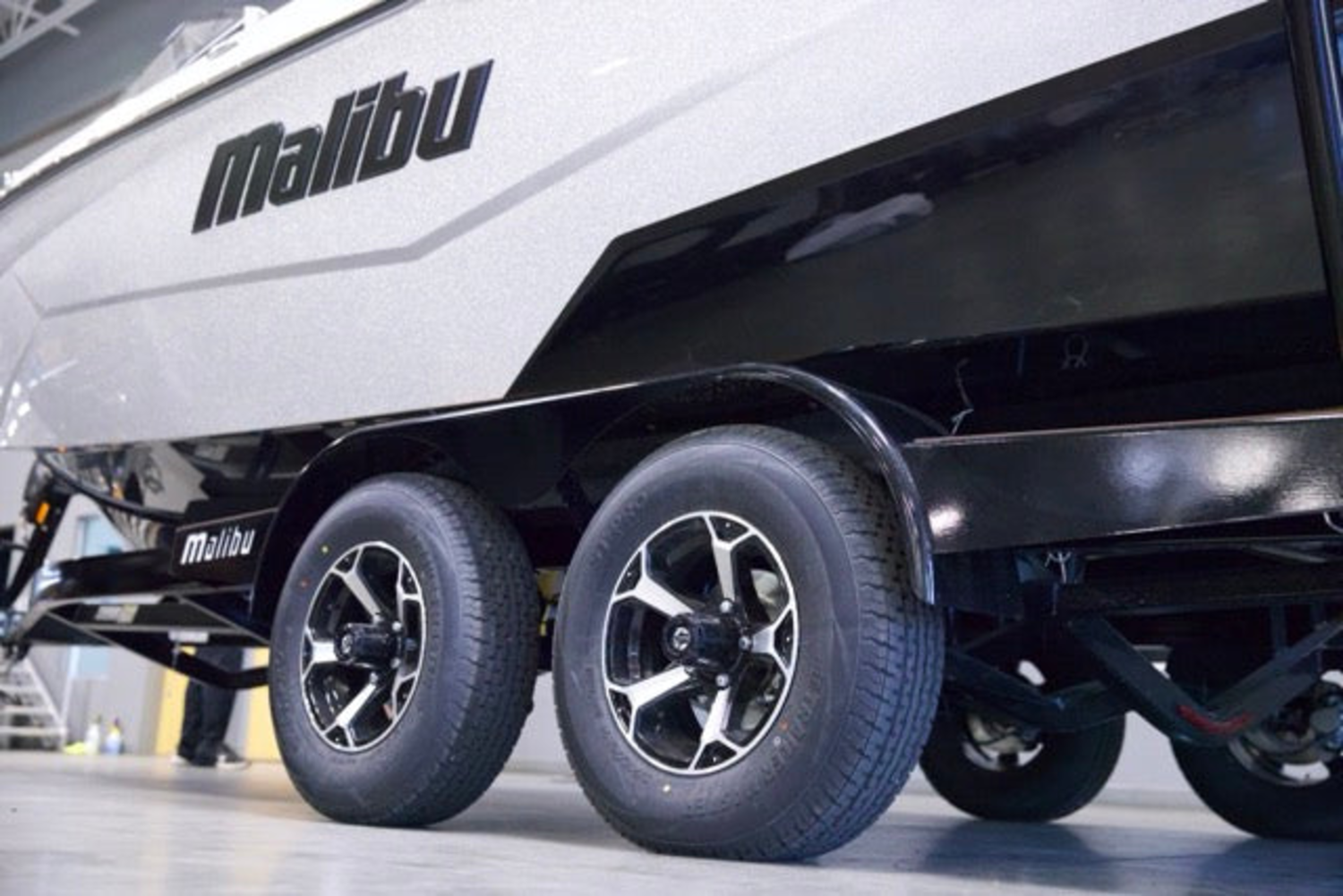 2026 Malibu Boats 22 LSV