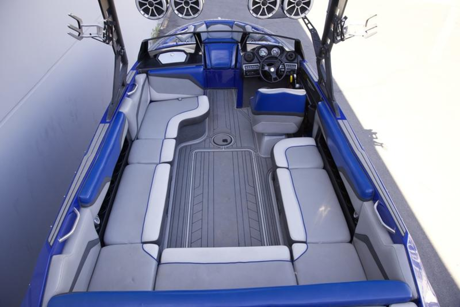 2015 Axis Wake Research T23